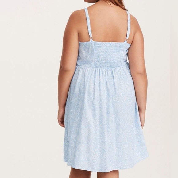 Torrid Light Blue Lace-Up Midi Dress - Picture 9 of 9